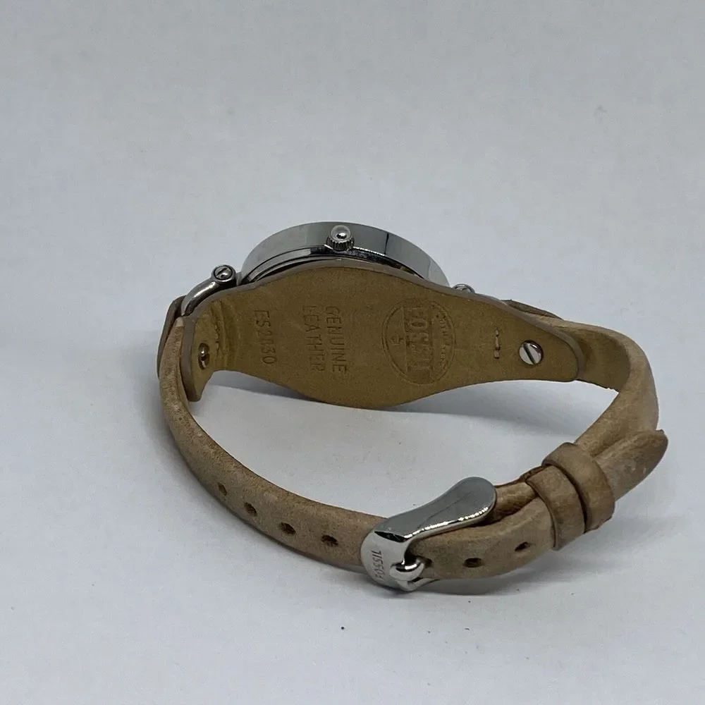 Fossil ES2830 Women's Leather Analog Beige Dial Quartz Genuine Wrist Watch GE501